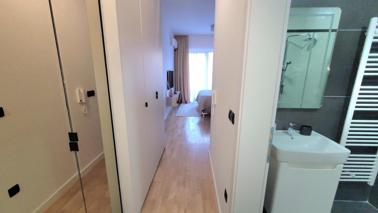 Studio Apartment Lora Lux SJJ Esterno foto