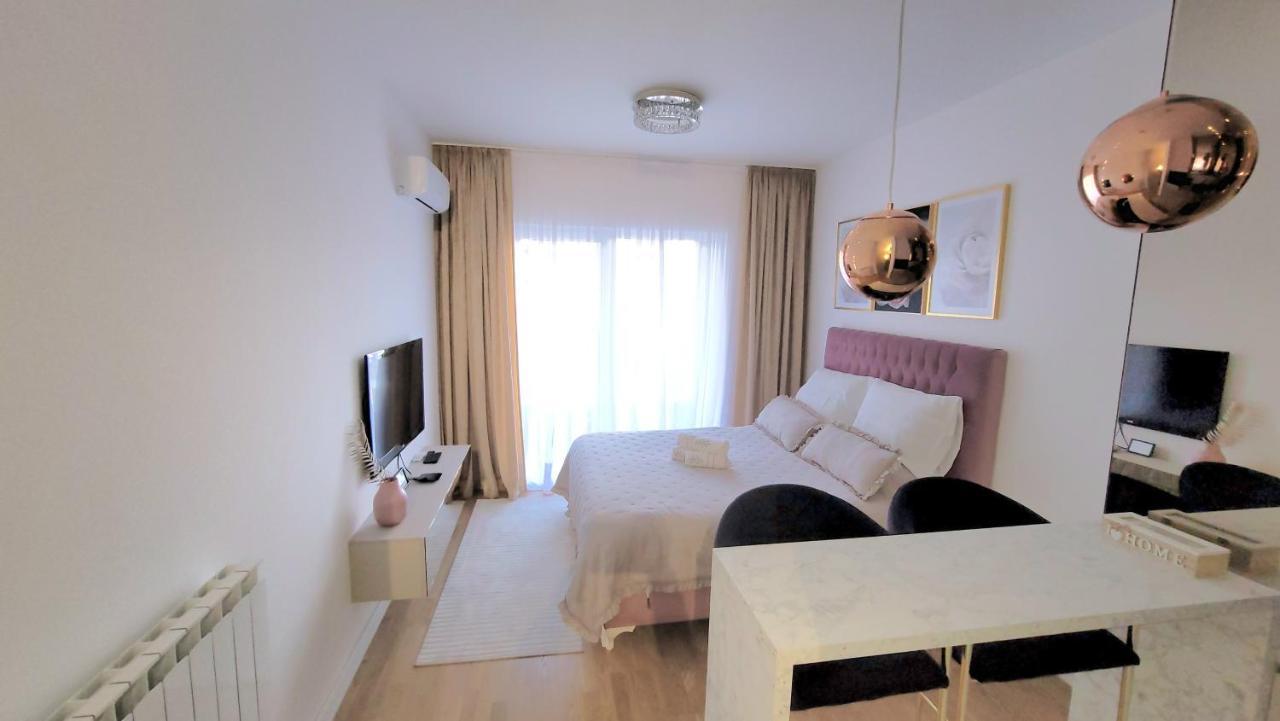 Studio Apartment Lora Lux SJJ Esterno foto